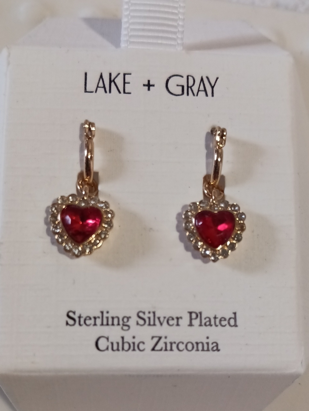 Beautiful! Sterling Silver  Plated Cubic Z Heart Drop Earrings with Red Stone ⚜️